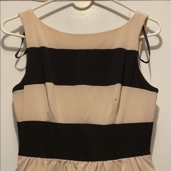 Dress - Picture 2 of 5